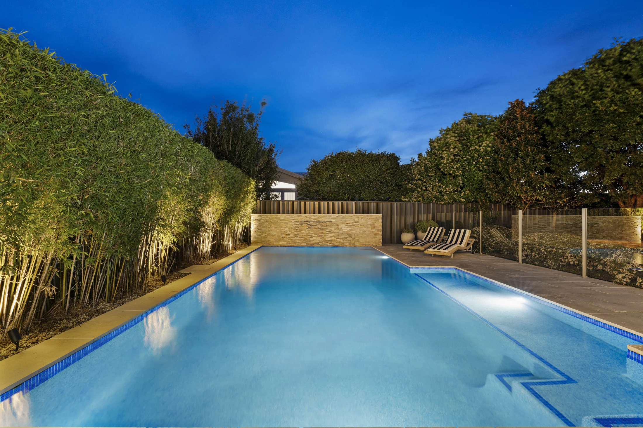 25 Phillip Street — pool, photograph 044